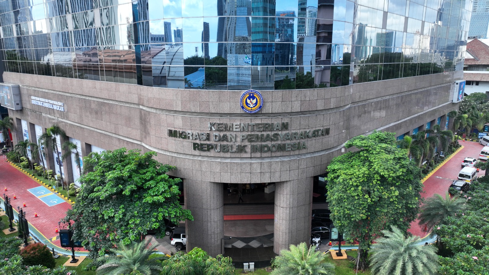 Banner Imigrasi Indonesia